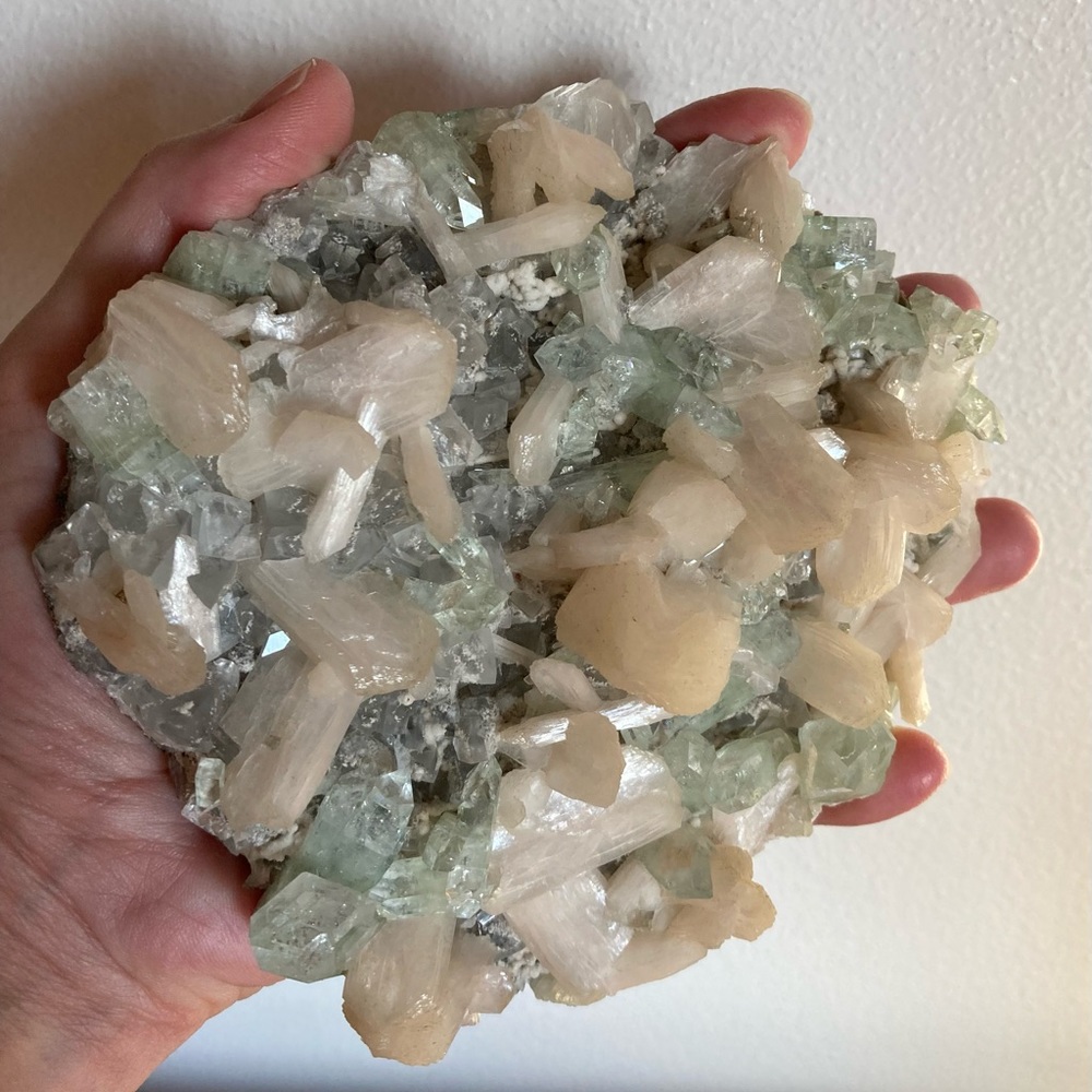 😍 Green Apophyllite With Stilbite Collector Specimen💚